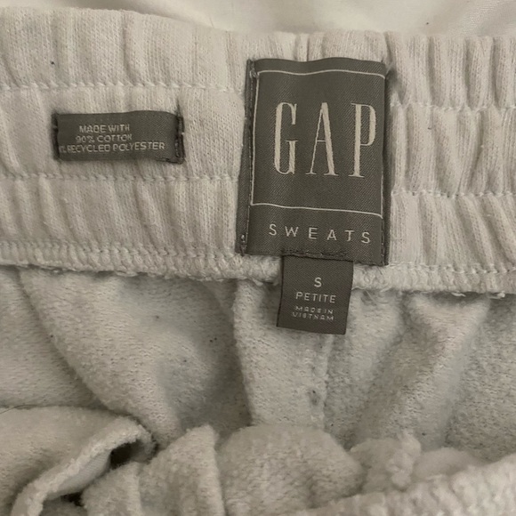 Gap White Sweatpants - Picture 2 of 2